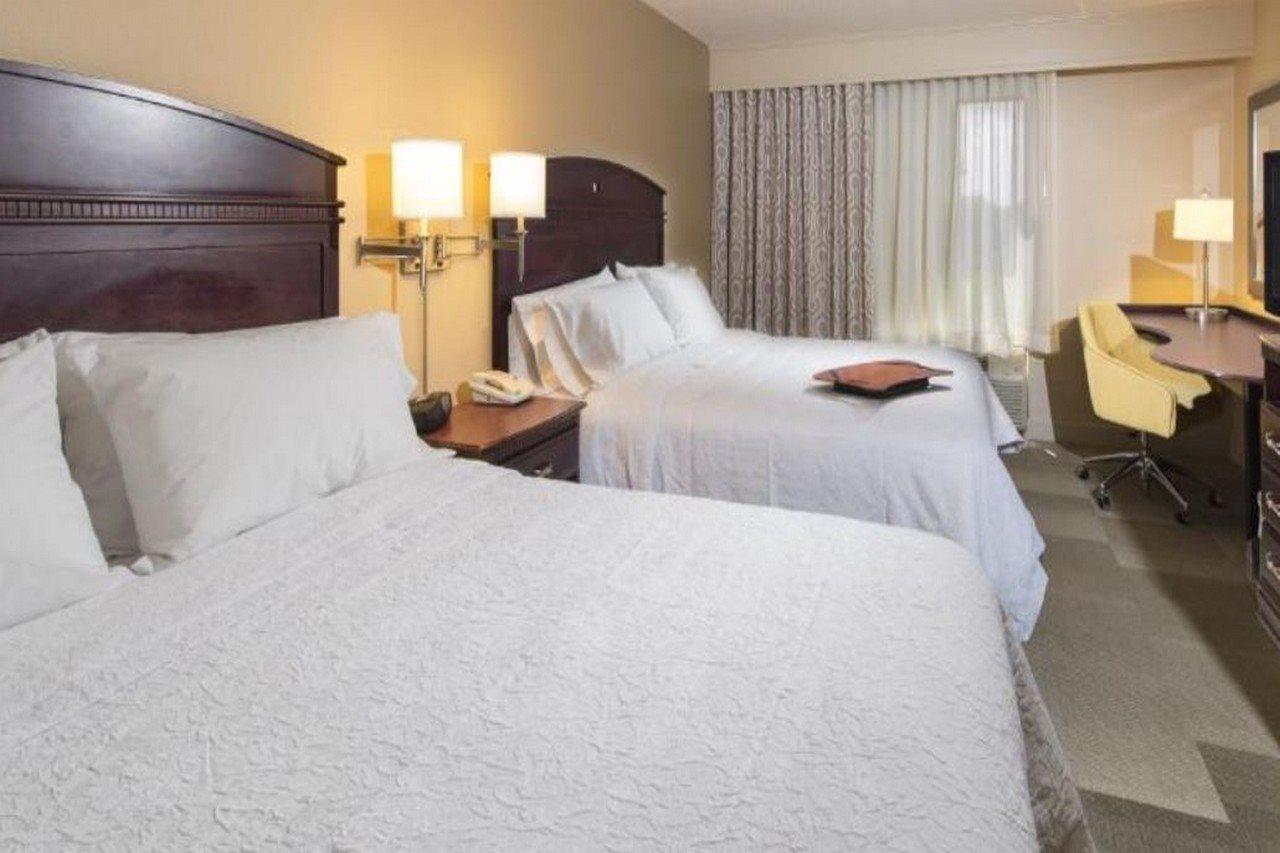 Hampton Inn & Suites Pensacola I-10 N At University Town Plaza Exterior photo